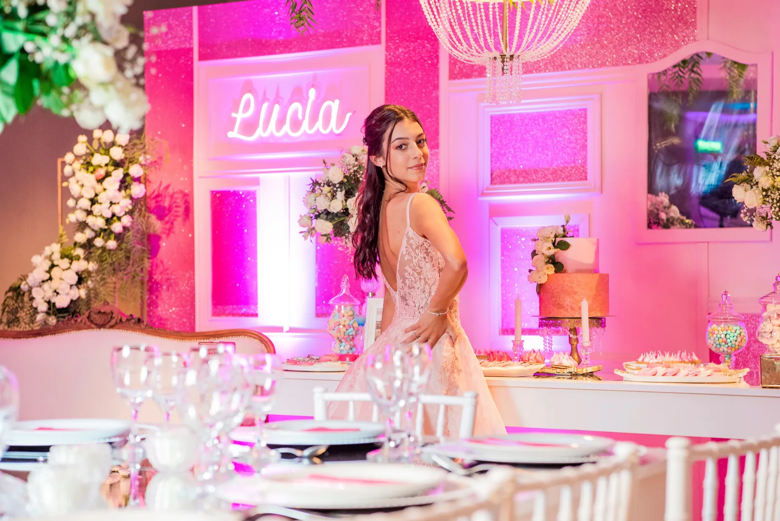 Cierre de una fiesta cubierta por el estudio